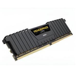 Corsair VENGEANCE LPX 8GB DDR4-2400 CL16, modulo RAM DIMM nero con dissipatore in alluminio, design low profile per PC desktop gaming