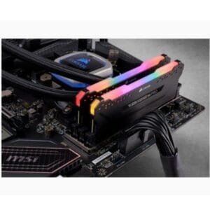 Corsair VENGEANCE RGB PRO 32GB (2x16GB) DDR4-3600 C18 Ryzen Edition – Kit RAM Desktop ad Alte Prestazioni con Illuminazione RGB Dinamica, Dissipatore in Alluminio e Supporto XMP 2.0