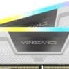 Corsair VENGEANCE DDR5 32GB (2x16GB) 5200MHz CL40 con dissipatore in alluminio nero ad alte prestazioni.