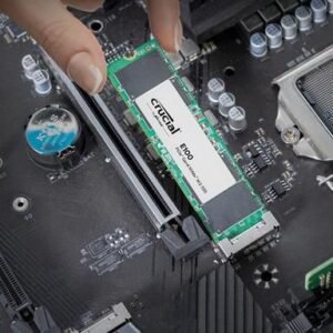 Crucial E100 SSD NVMe 480GB M.2 2280 PCIe ad alte prestazioni con velocità elevate e affidabilità superiore per PC desktop e notebook-
